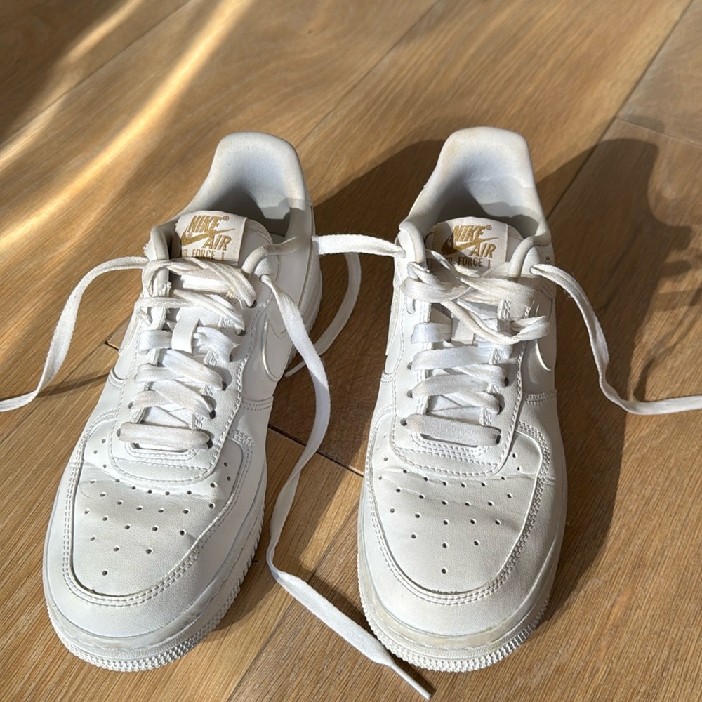 Nike Air Force One, women’s size 7, like new, excellent condition